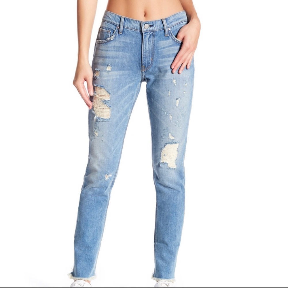 ei8ht dreams Frayed Hem Slim Boyfriend Destroyed Jeans